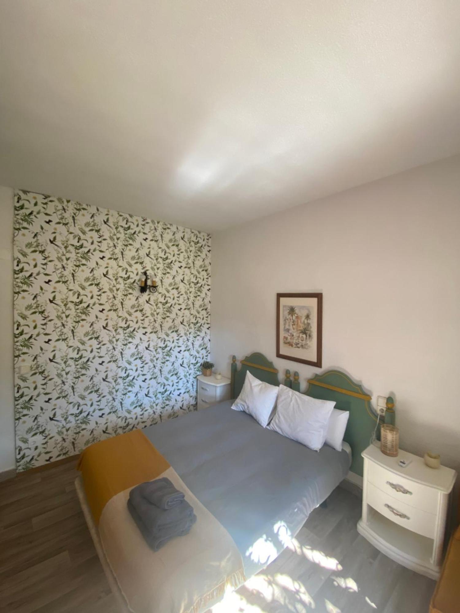 Pink Lemon House Bed and Breakfast Elche Exteriör bild