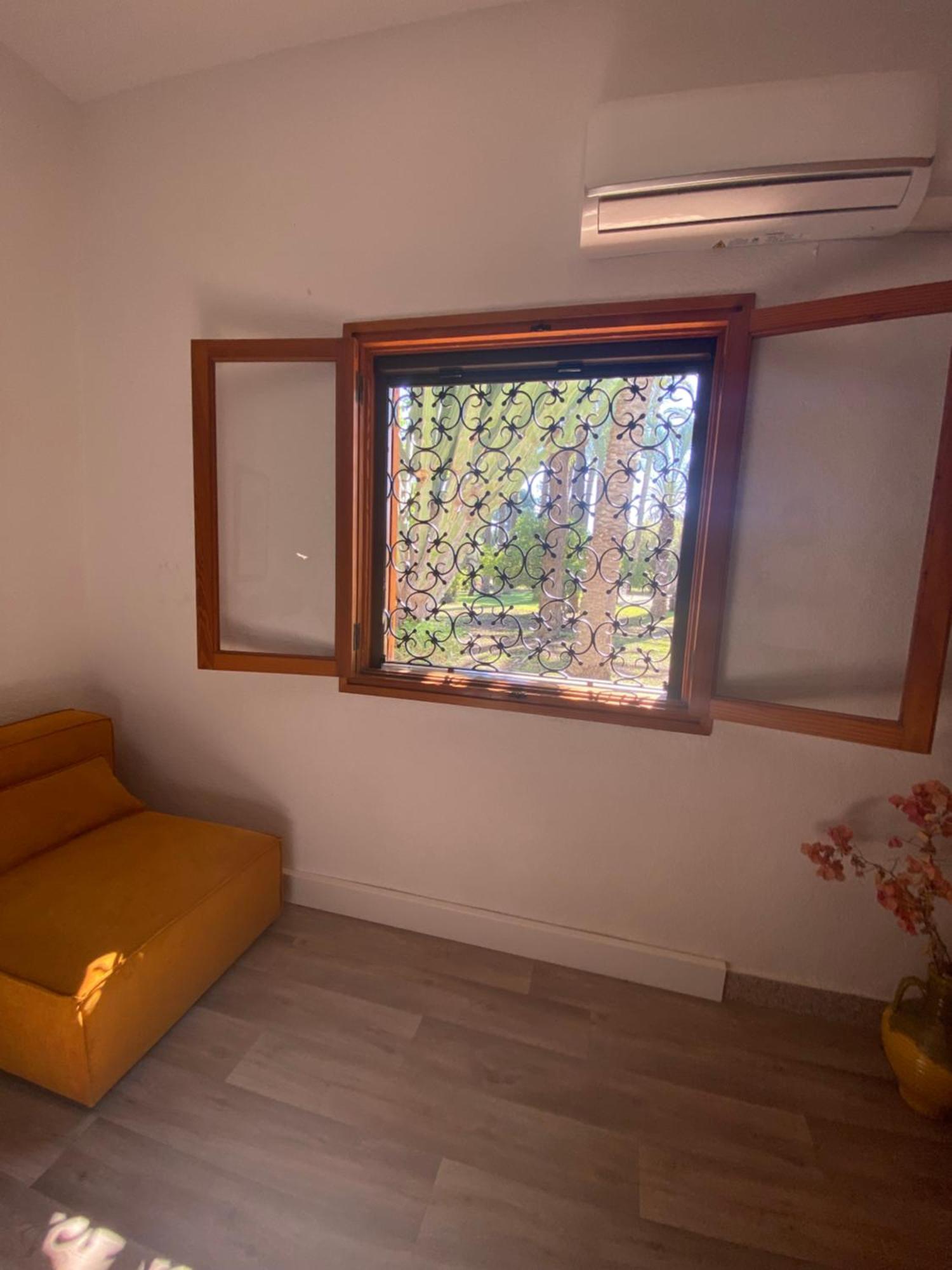 Pink Lemon House Bed and Breakfast Elche Exteriör bild