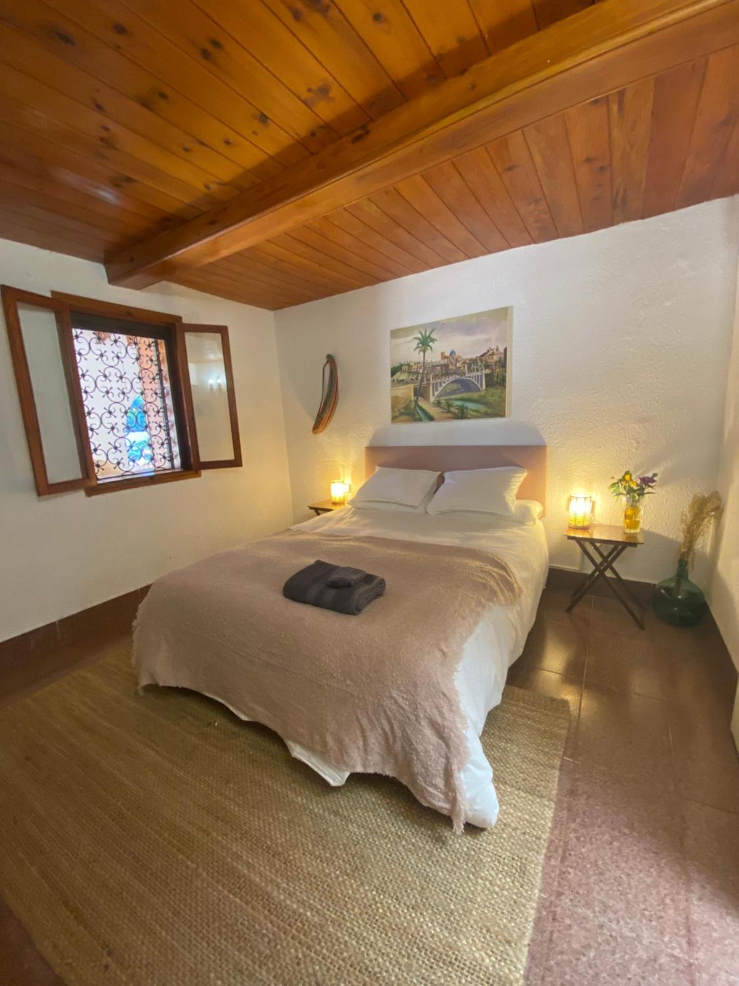 Pink Lemon House Bed and Breakfast Elche Exteriör bild